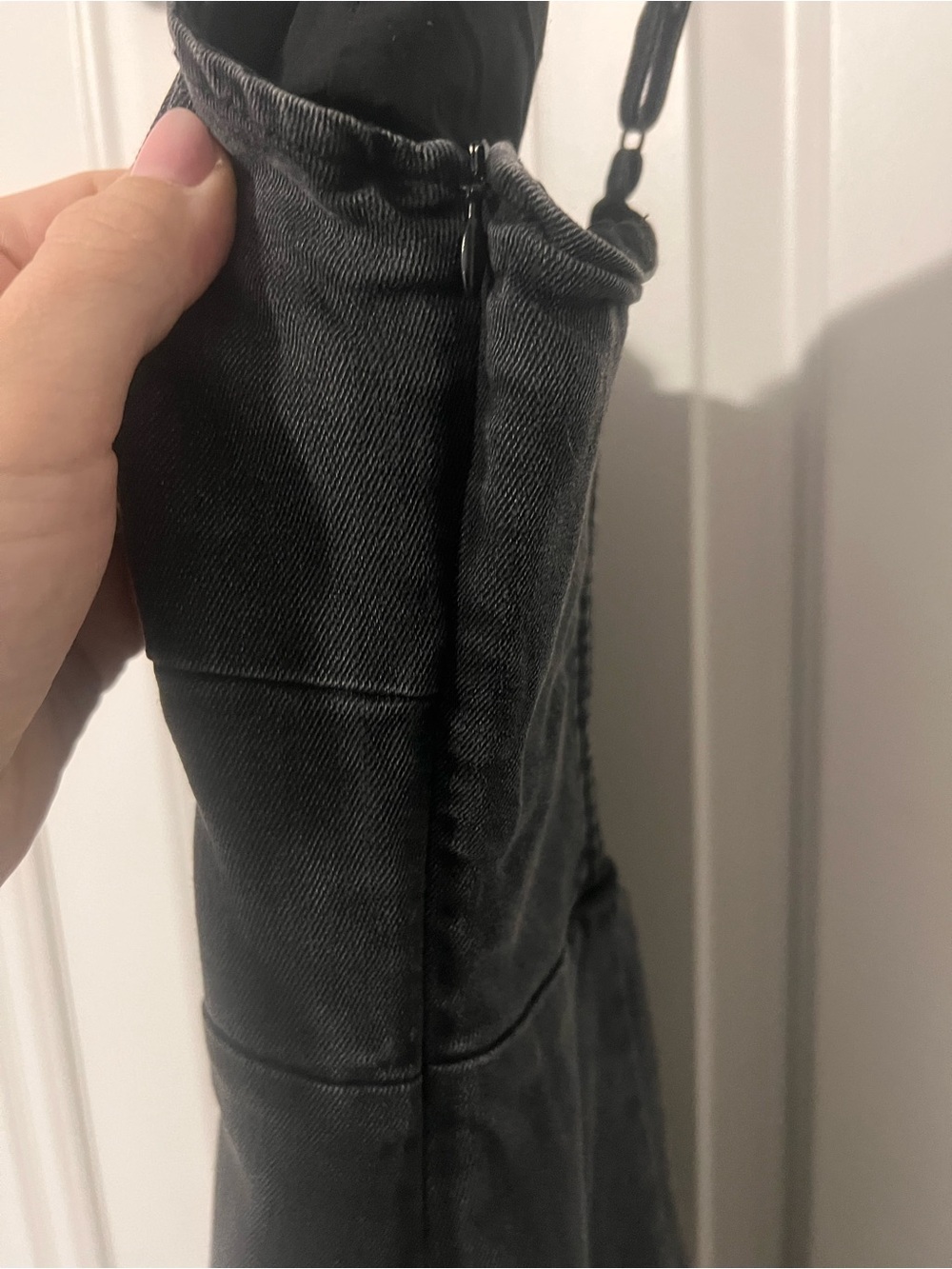 SALTWATER LUXE Emi Washed Black Soft Denim Sweetheart Mini Dress - Picture 5 of 9